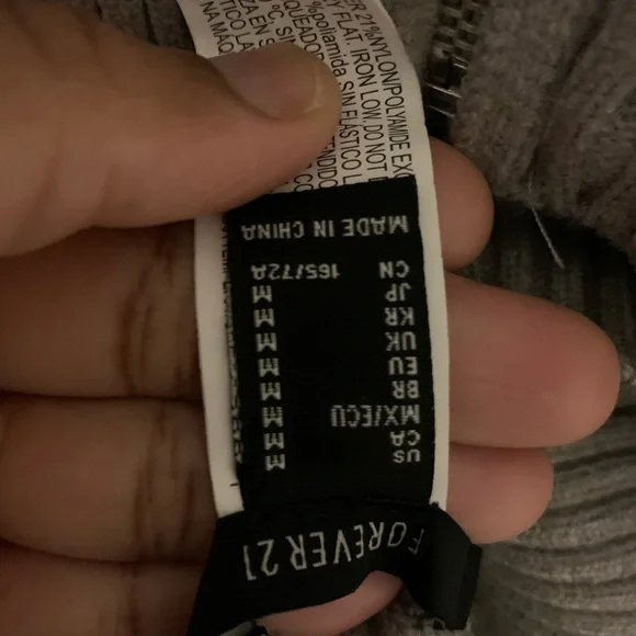 Gray sweater set - Picture 3 of 4